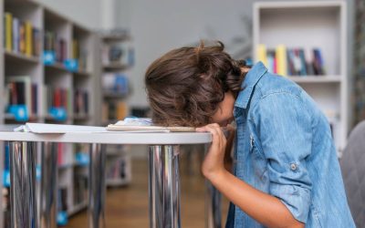 Cómo detectar señales de estrés escolar en tu hijo